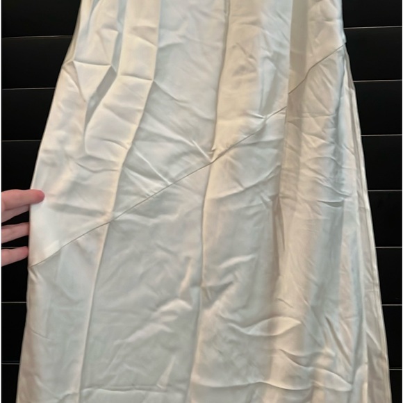 Gorgeous! “Cami NYC” White Silk Slip Dress! Size Small. Worn Once!! - Picture 7 of 13